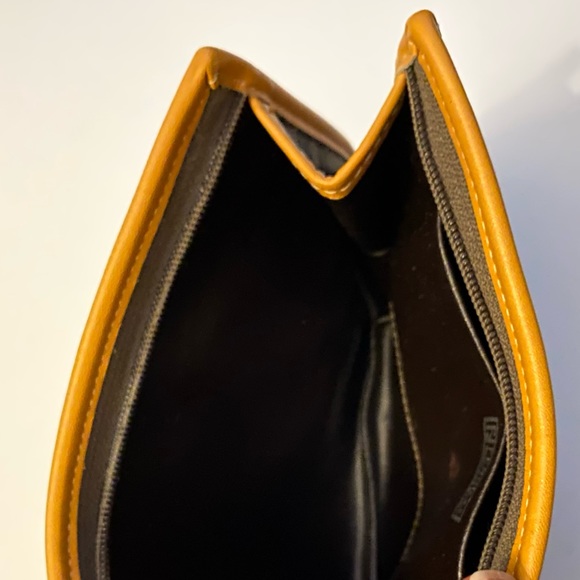 Vintage Fendi Wallet Clutch - Picture 11 of 14